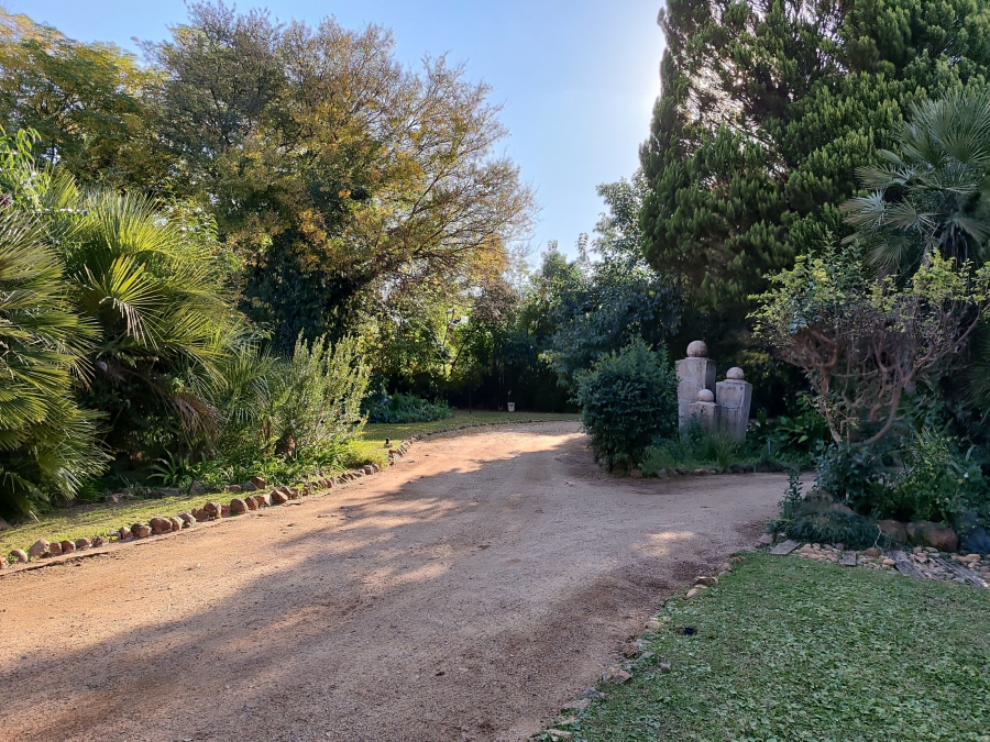4 Bedroom Property for Sale in Songloed North West